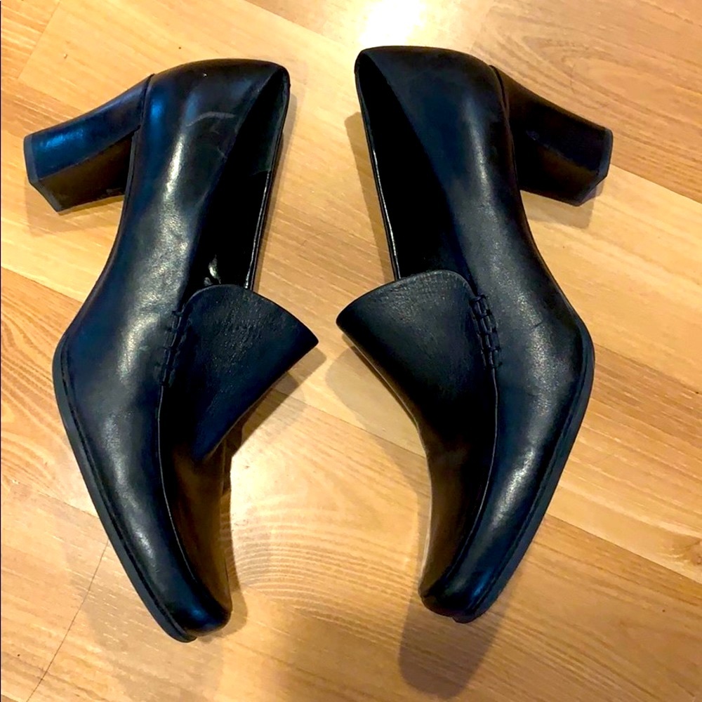 Franco Sarto black leather pumps size 11M